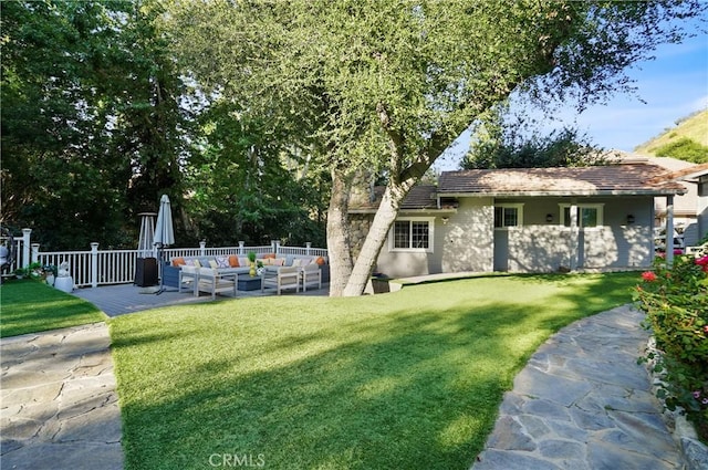 view of yard featuring a patio area and an outdoor hangout area