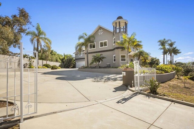 view of front facade with a garage