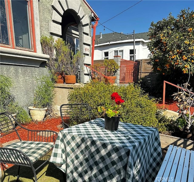 4943 Granada St, Los Angeles, CA 90042 - view of balcony
