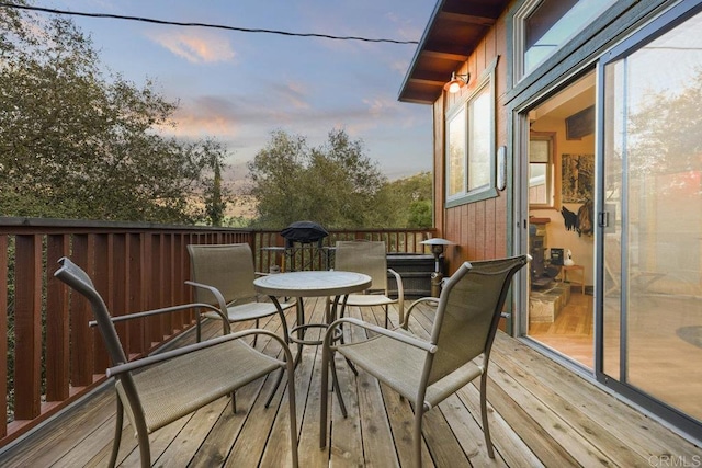 view of deck at dusk