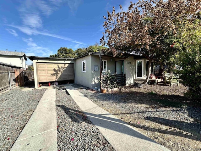 view of front facade with a garage