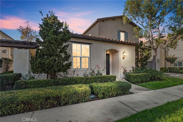 view of mediterranean / spanish-style home