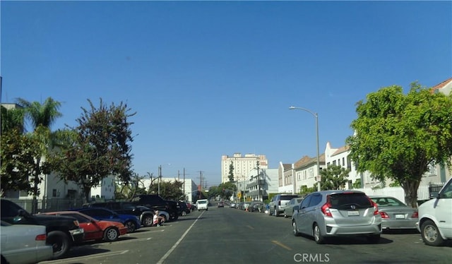 152 S Westmoreland Ave, Los Angeles, CA 90004 - view of asphalt road with street lighting and a residential view
