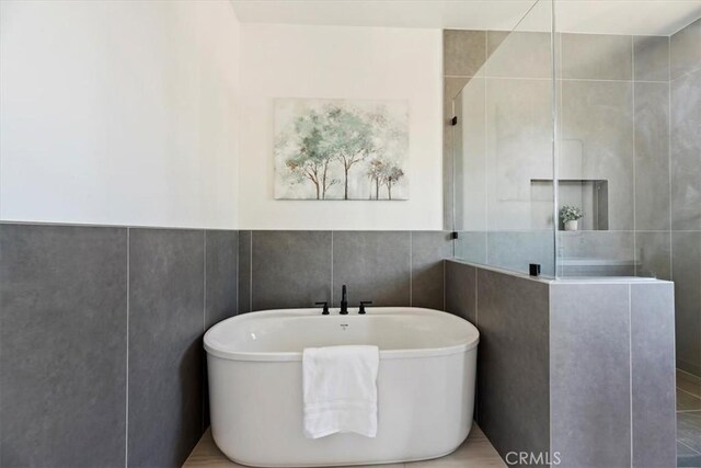 939 N Staley Ln, Los Angeles, CA 90042 - photo 36