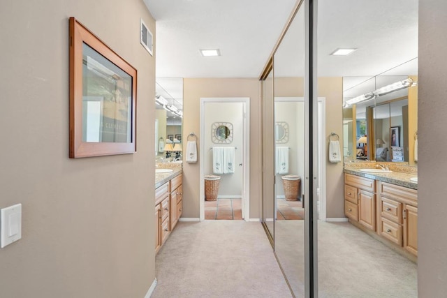 bathroom with vanity