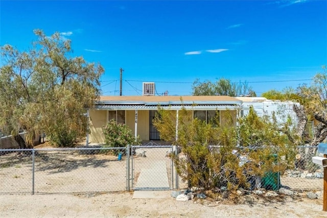 view of front of home