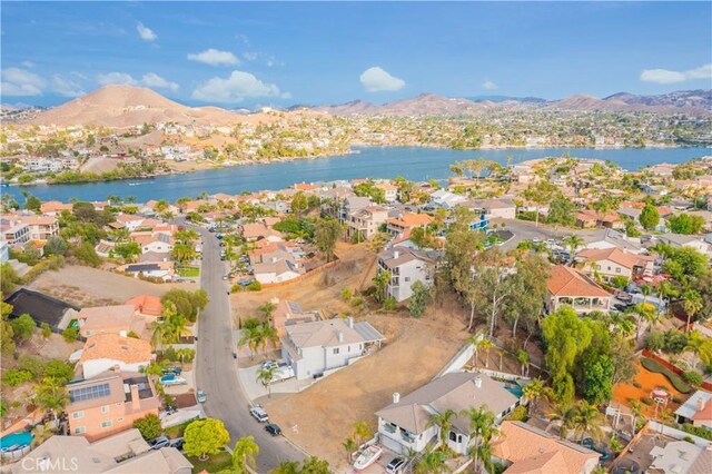 Listing photo 3 for 29019 Big Range Rd, Canyon Lake CA 92587