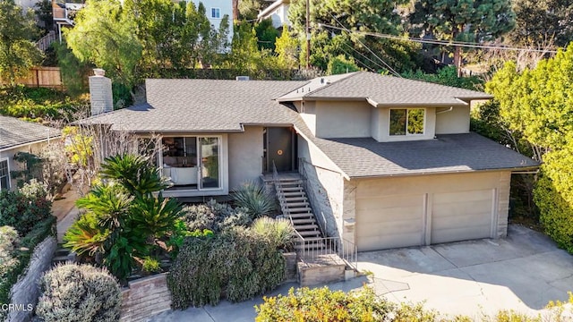 view of front of house featuring a garage