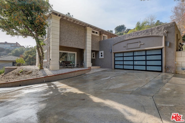 view of front of house featuring a garage