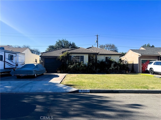 view of front of home with a front yard