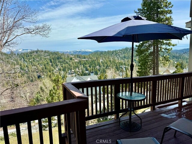 905 Madera Ln, Lake Arrowhead, CA 92352 - deck with a wooded view and a mountain view