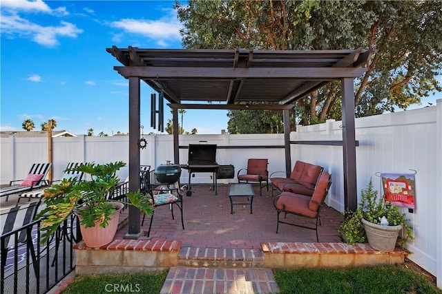 view of patio with outdoor lounge area