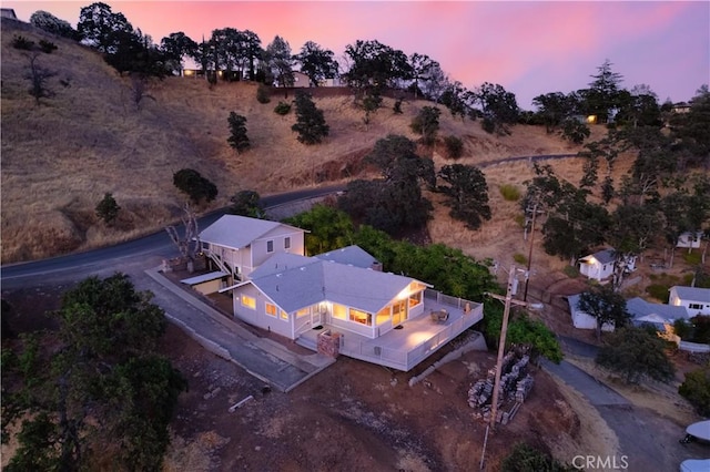 view of aerial view at dusk