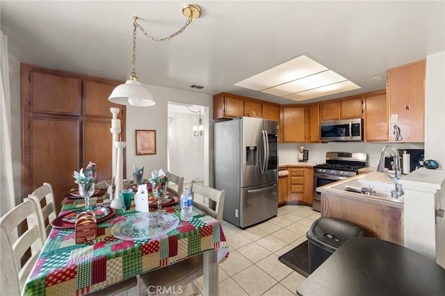 14764 Santa Fe Trl, Victorville, CA 92392 - photo 9