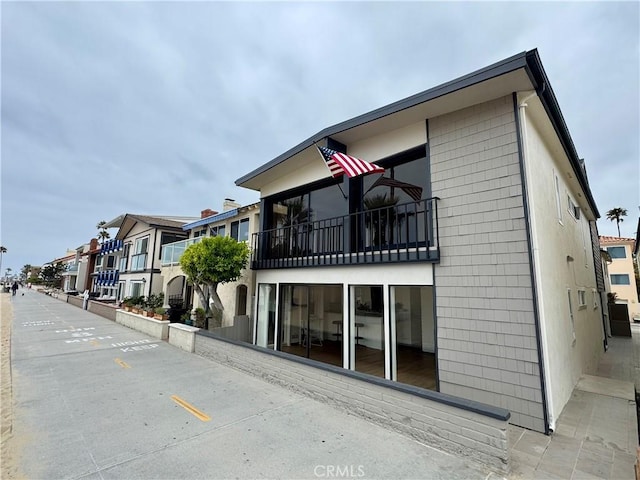 1510 W Oceanfront, Newport Beach, CA 92663 - back of house with a residential view