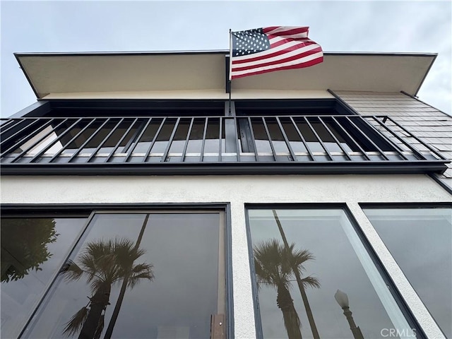 1510 W Oceanfront, Newport Beach, CA 92663 - exterior view of stucco siding