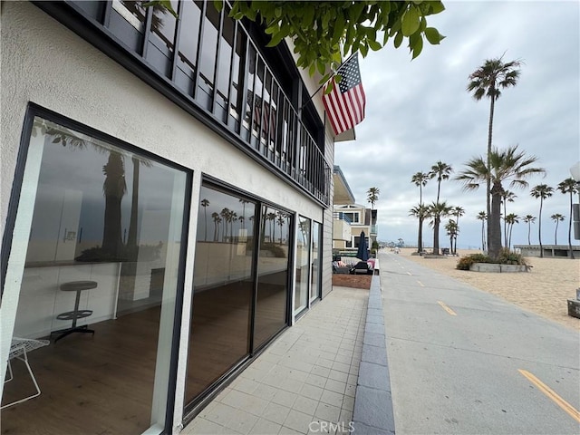 1510 W Oceanfront, Newport Beach, CA 92663 - exterior space