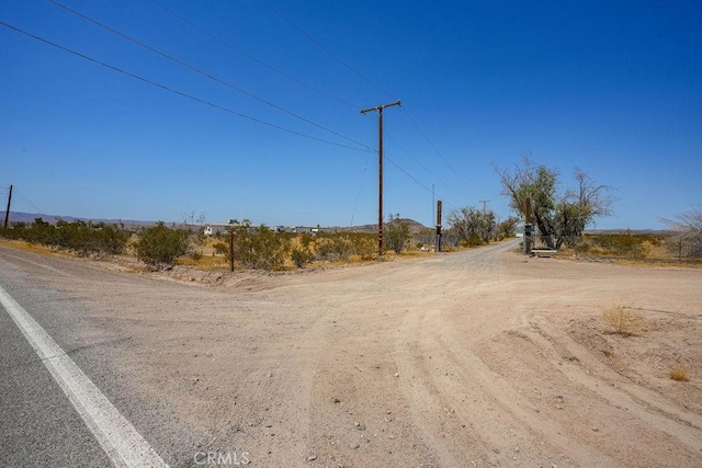 Listing photo 3 for 37486 Ghost Town Rd, Yermo CA 92398