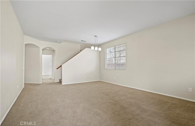 unfurnished room with carpet