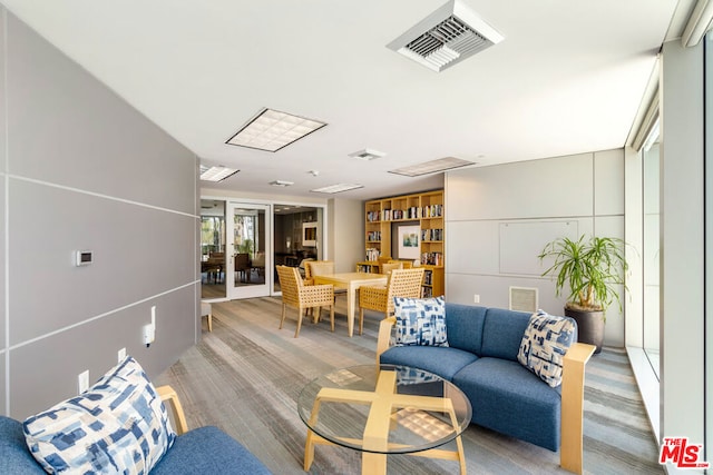 living room with carpet flooring