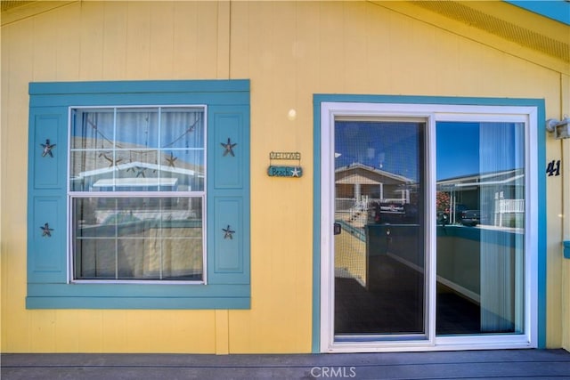 view of entrance to property