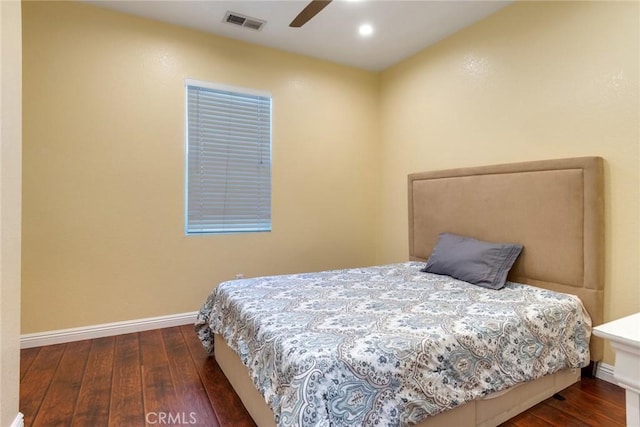 bedroom featuring visible vents, recessed lighting, wood-type flooring, a ceiling fan, and baseboards