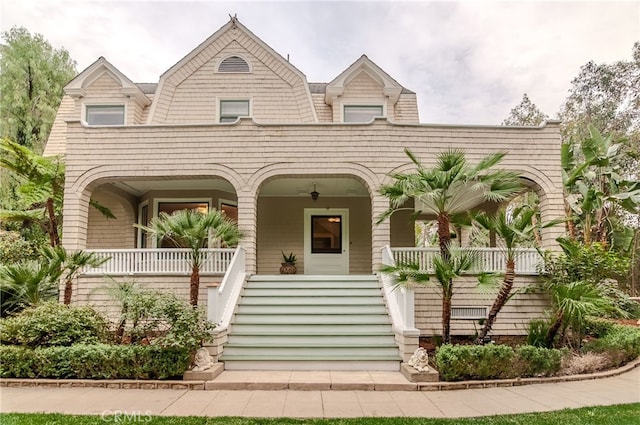 view of front facade with covered porch