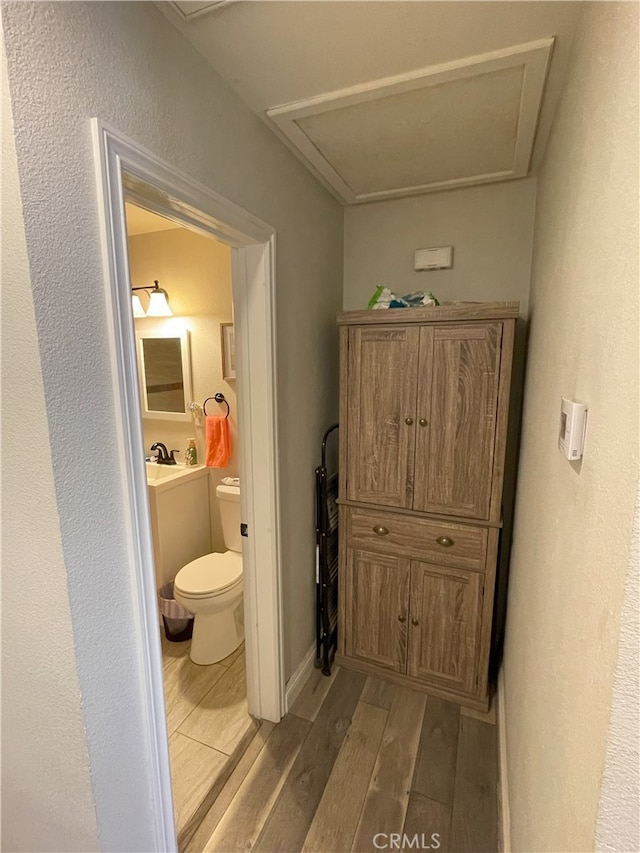 bathroom featuring toilet