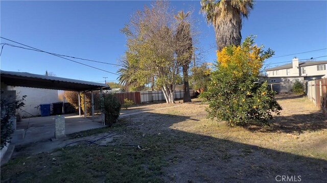 view of yard with a patio