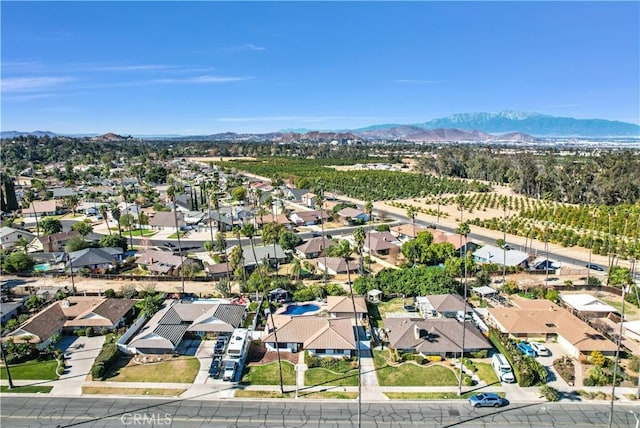 bird's eye view with a mountain view