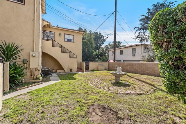 4485 Myrtle Ave, Long Beach, CA 90807 - view of yard featuring central AC unit and fence