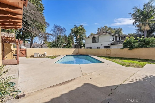 4485 Myrtle Ave, Long Beach, CA 90807 - view of swimming pool featuring a patio area, a fenced backyard, and a fenced in pool