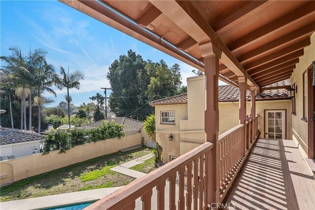 4485 Myrtle Ave, Long Beach, CA 90807 - view of balcony
