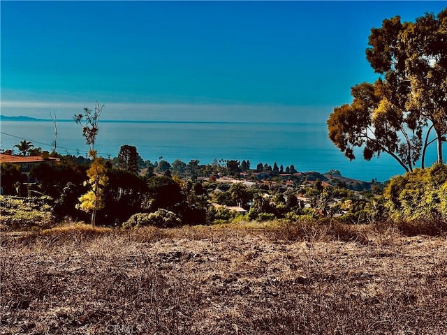 Listing photo 3 for 1520 Paseo La Cresta, Palos Verdes Estates CA 90274