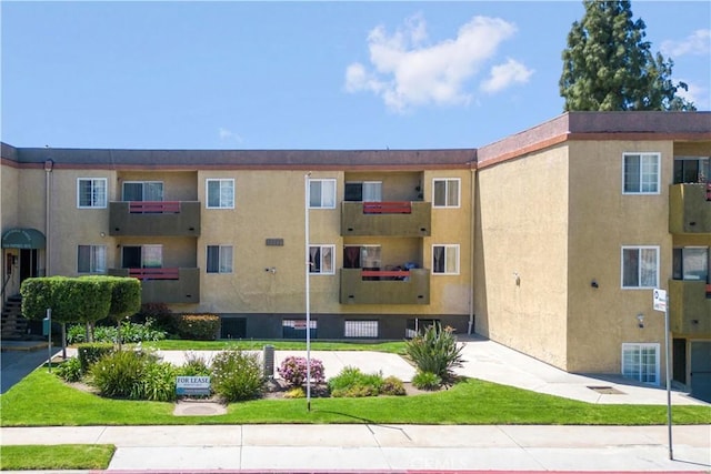 view of building exterior