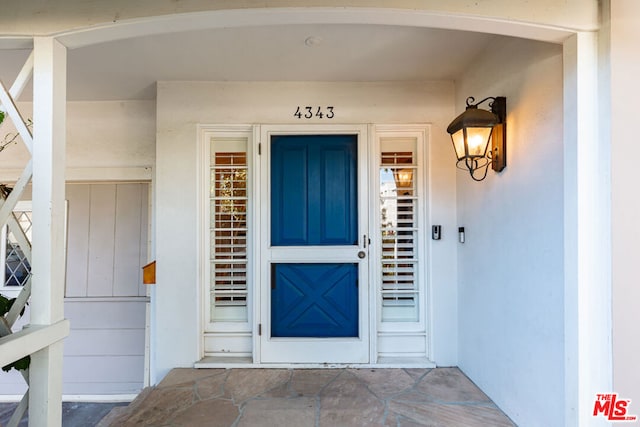 view of entrance to property