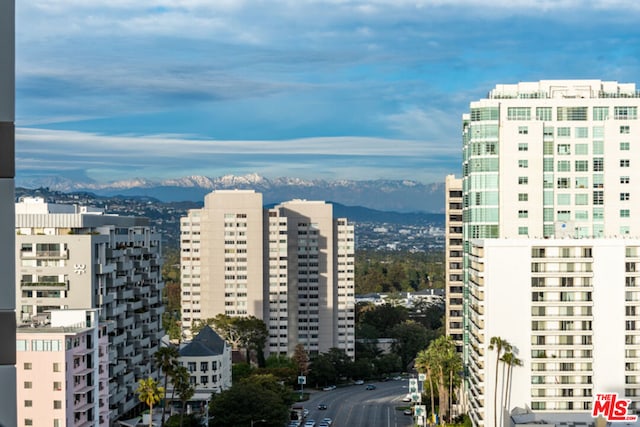 view of city featuring a mountain view