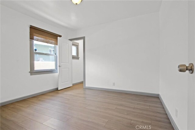 1575 W 37th St, Los Angeles, CA 90018 - photo 10
