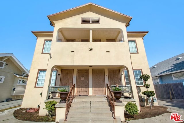 view of front facade featuring covered porch