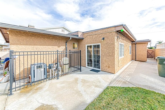 exterior space featuring a patio