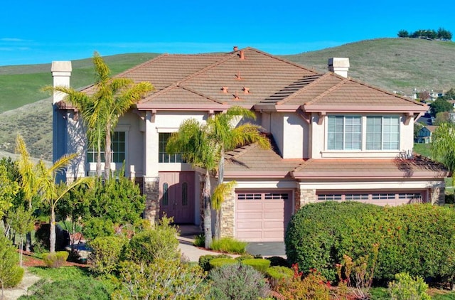 view of front facade with a garage