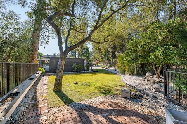 view of yard with a patio