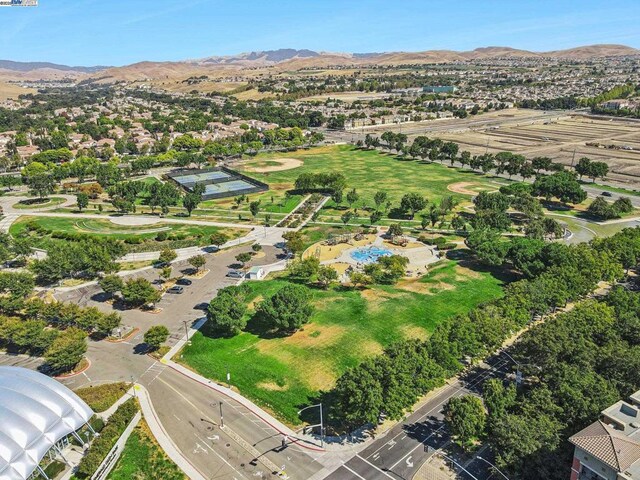 bird's eye view featuring a mountain view