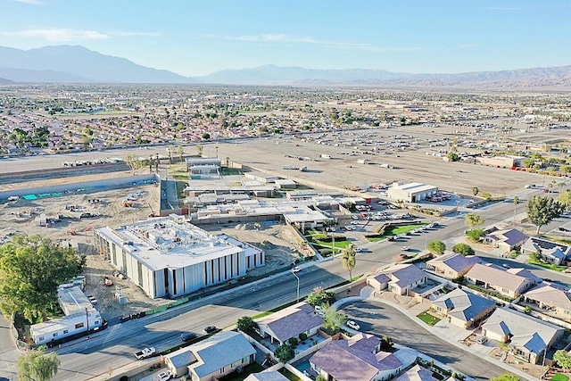 bird's eye view featuring a mountain view