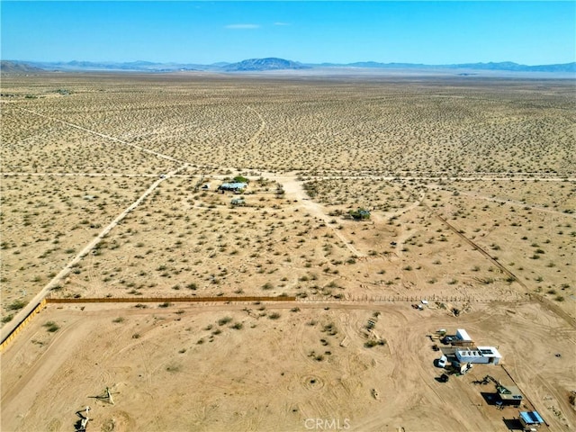 bird's eye view with a mountain view