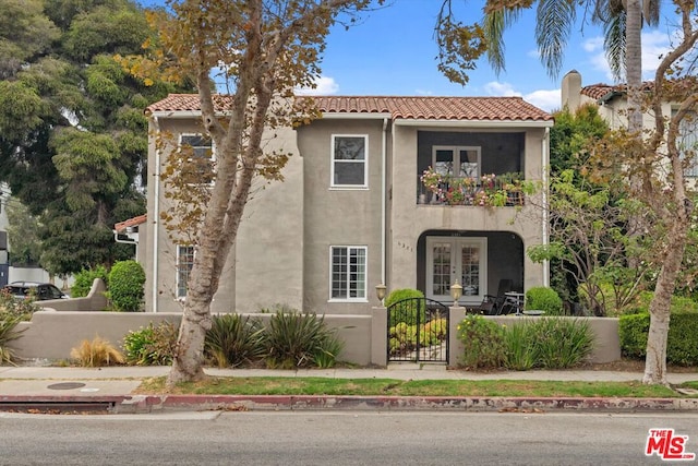 view of front of house