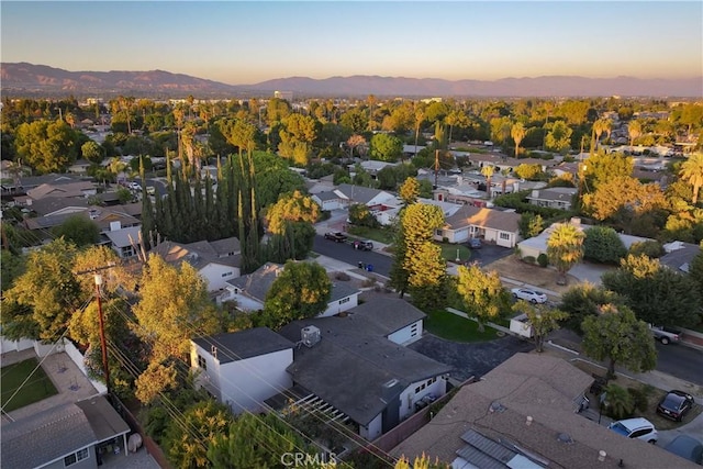 view of aerial view at dusk