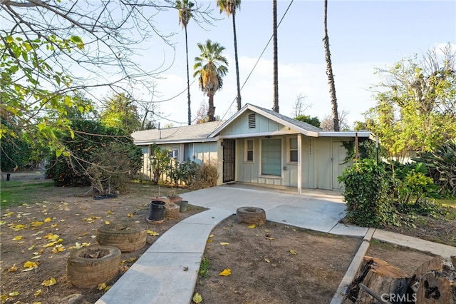 view of front of house with a patio