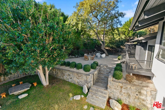 view of yard with a patio