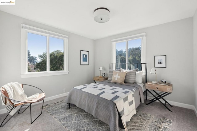 view of carpeted bedroom